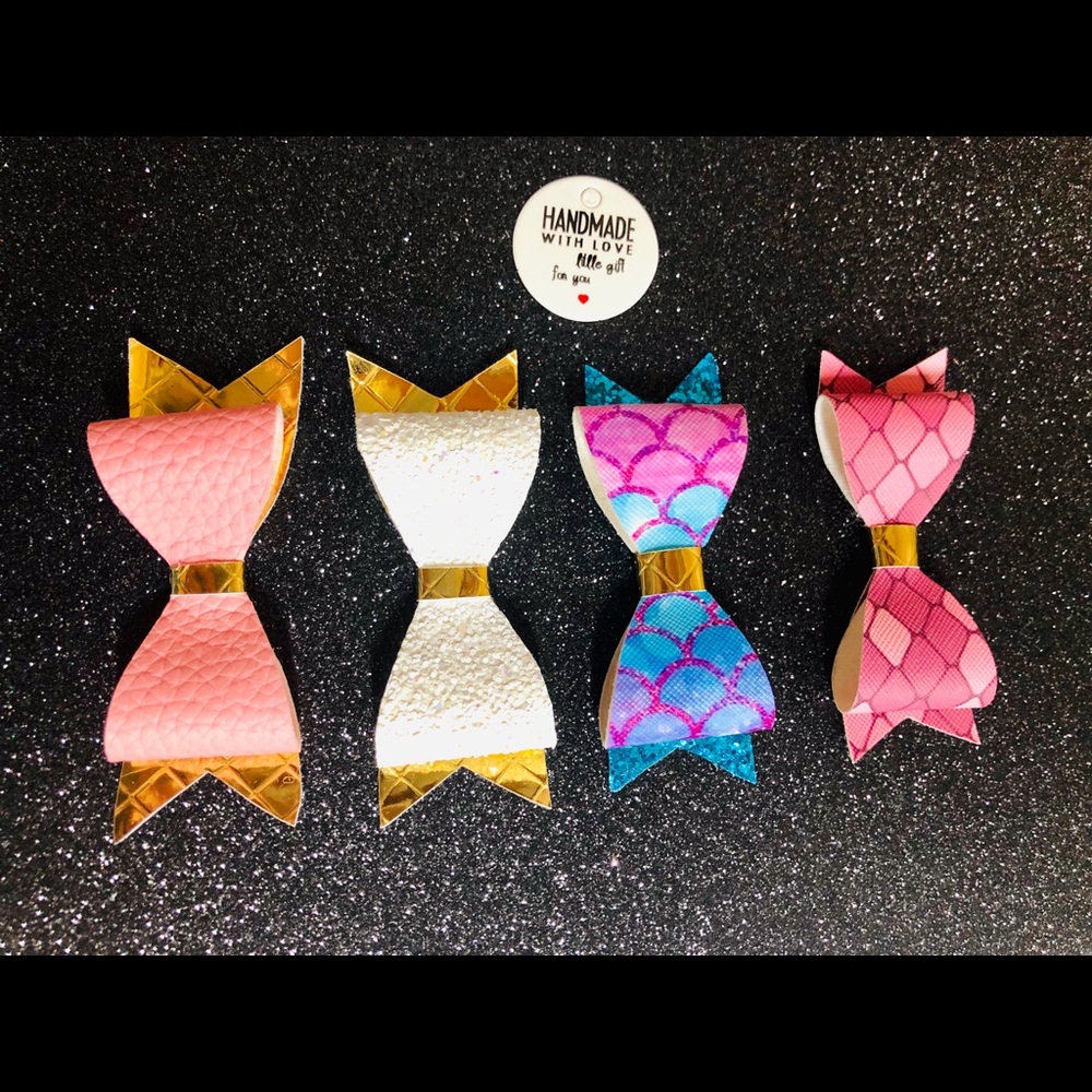Set of four Cute Bows